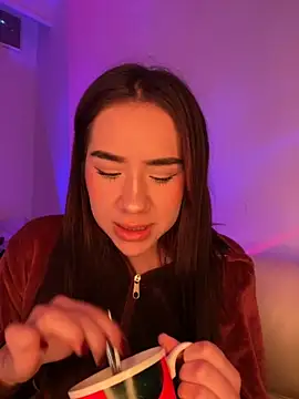 Im Valen Cute online show from 23, 10, 2025