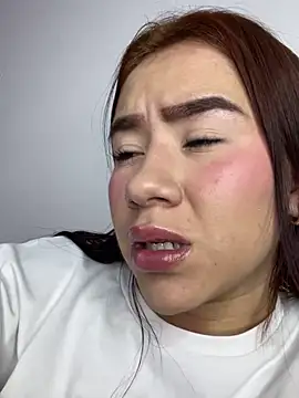 Im Valen Cute online show from 22, 1, 2025