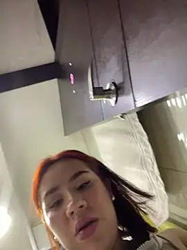 Im Valen Cute online show from 9, 2, 2025