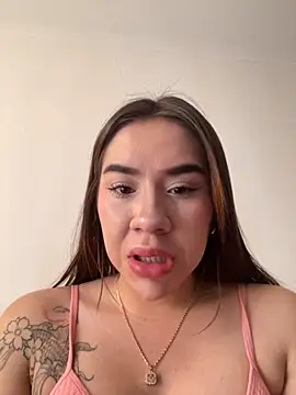 Im Valen Cute online show from 4, 11, 2025