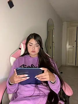 gabbyfoox online show from 12, 12, 2024