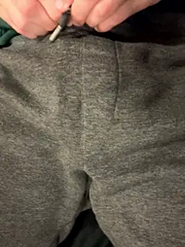 Snapshot of Dan8736 chatting on 17, 11, 2025 Dan8736 online show from 17, 11, 2025