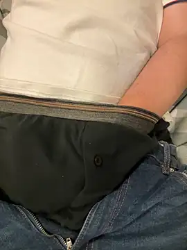 Snapshot of Dan8736 chatting on 20, 10, 2025 Dan8736 online show from 20, 10, 2025