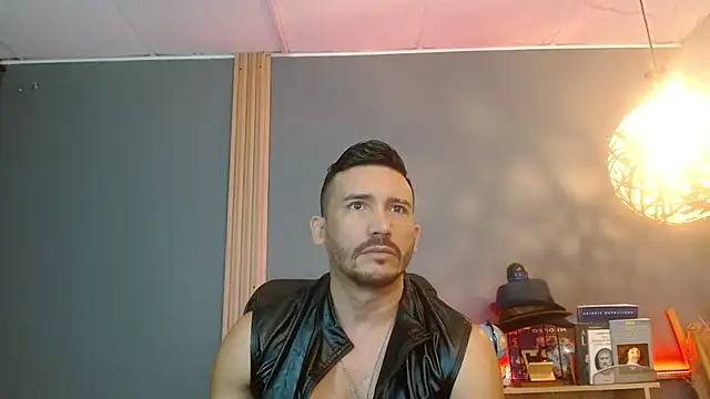 Reiko 85  online show from 26, 3, 2026