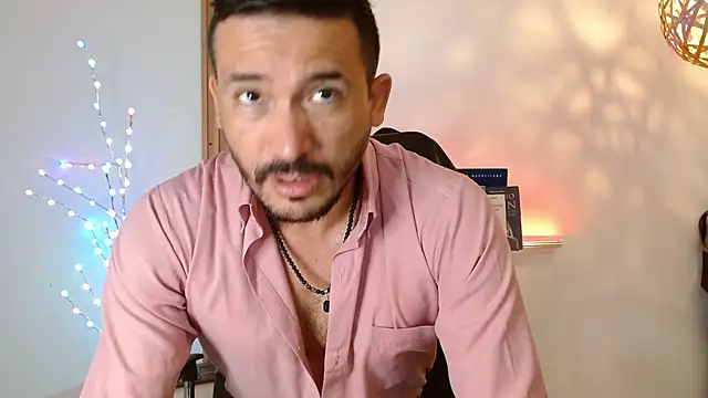 Reiko 85  online show from 8, 1, 2026