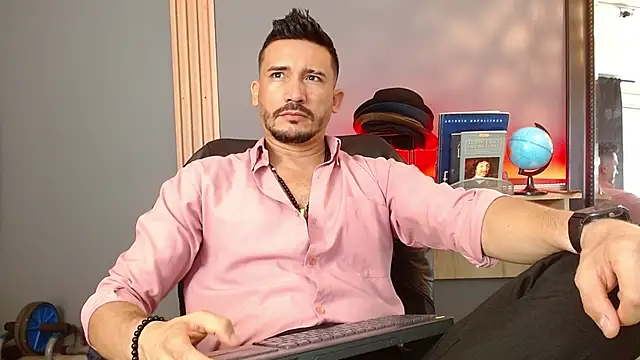 Reiko 85  online show from 3, 6, 2026