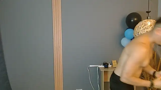 Reiko 85  online show from 20, 4, 2026