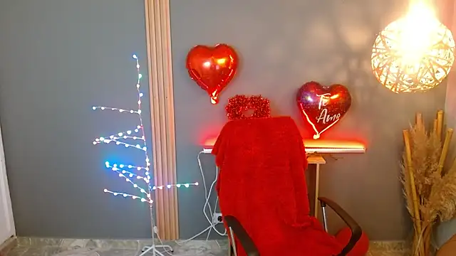 Reiko 85  online show from 16, 2, 2026