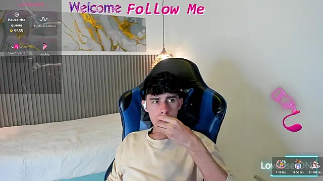 Snapshot of Dyla_n18 chatting on 23, 7, 2026 Dyla n18 online show from 23, 7, 2026