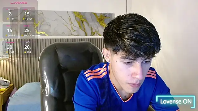 Dyla n18 online show from 22, 11, 2025