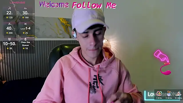 Snapshot of Dyla_n18 chatting on 12, 7, 2026 Dyla n18 online show from 12, 7, 2026