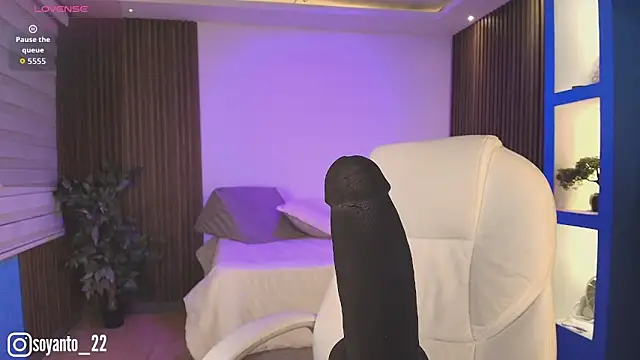 Antonella Torres2 online show from 24, 11, 2025