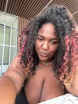Snapshot of Just_Gissellex chatting on 7, 2, 2025 Just Gissellex online show from 7, 2, 2025