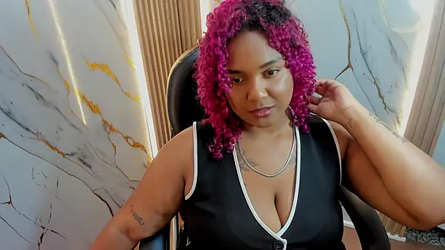Snapshot of Just_Gissellex chatting on 25, 5, 2026 Just Gissellex online show from 25, 5, 2026