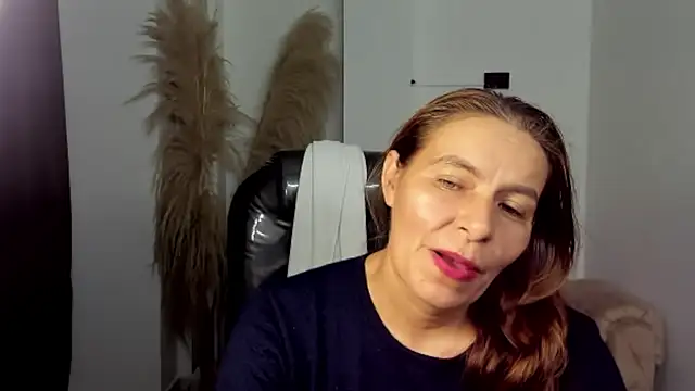 Milf karlye online show from 14, 4, 2026