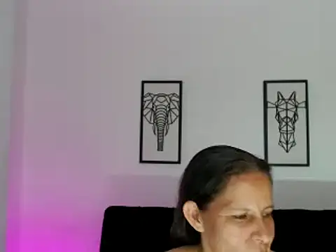 Milf karlye online show from 4, 2, 2025