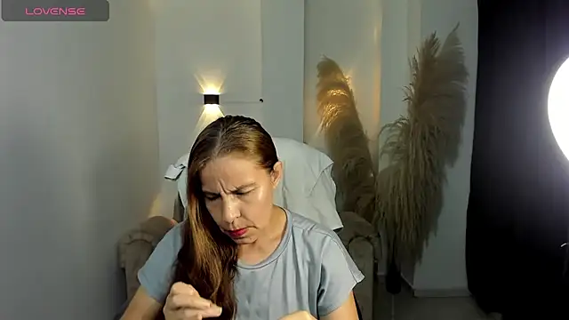 Milf karlye online show from 14, 2, 2026