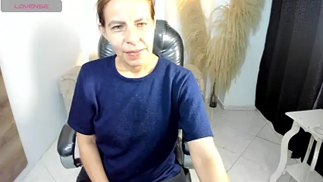 Milf karlye online show from 8, 2, 2026