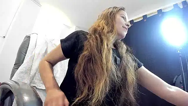Milf karlye online show from 19, 7, 2026