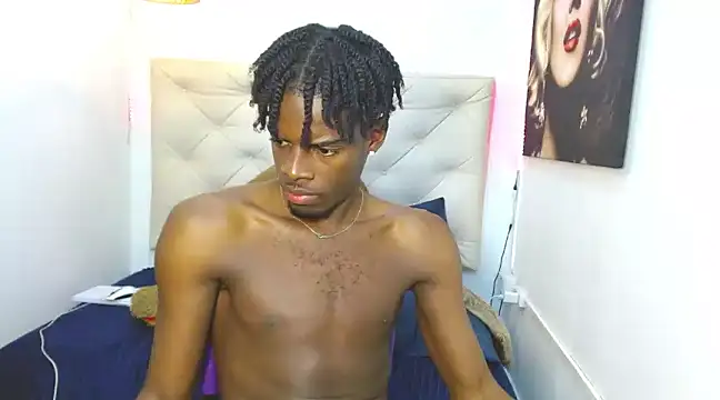 Snapshot of royce_ebony chatting on 12, 12, 2024 royce ebony online show from 12, 12, 2024