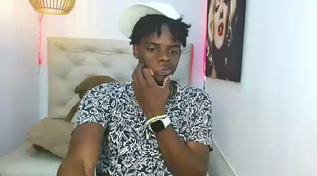 Snapshot of royce_ebony chatting on 14, 1, 2025 royce ebony online show from 14, 1, 2025