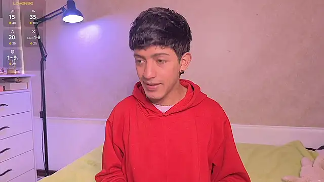 teobowny  online show from 19, 4, 2026