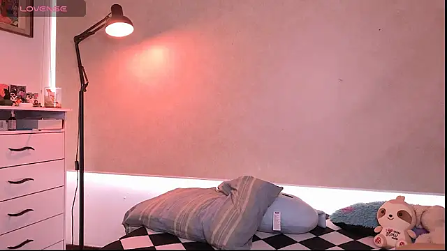 teobowny  online show from 5, 2, 2026