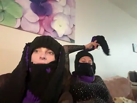 littleserina online show from 12, 9, 2025