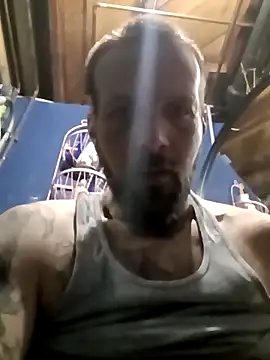 Whipit323 online show from 10, 4, 2026