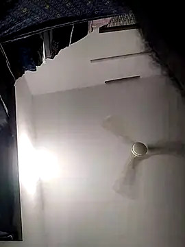 mallucallboy2104 online show from 6, 12, 2024