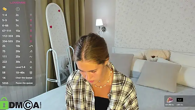 Snapshot of Jennifer_Wadee chatting on 2, 8, 2026 Jennifer Wadee online show from 2, 8, 2026