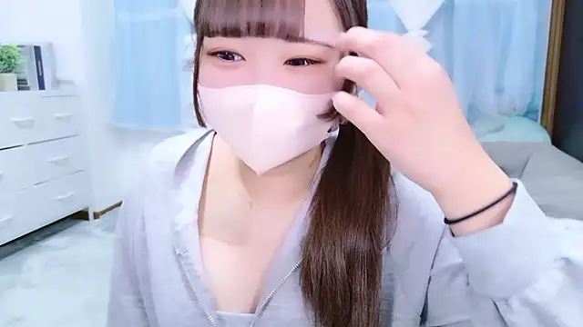 MAIKA pyon online show from 3, 3, 2026