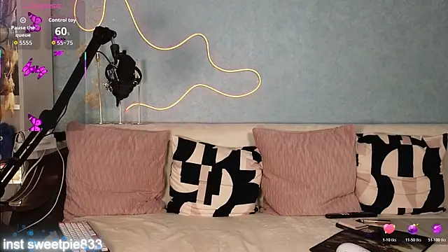 Snapshot of Anal_Girl_ chatting on 6, 11, 2025 Anal Girl online show from 6, 11, 2025