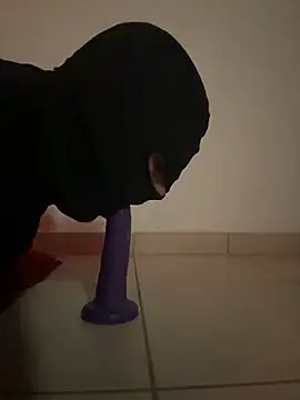 Snapshot of cretanbi chatting on 18, 3, 2025 cretanbi online show from 18, 3, 2025