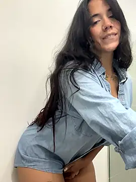 Snapshot of AndyFire69 chatting on 2, 11, 2025 AndyFire69 online show from 2, 11, 2025