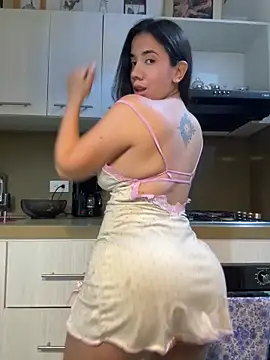 Snapshot of AndyFire69 chatting on 12, 10, 2025 AndyFire69 online show from 12, 10, 2025