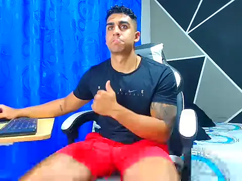 Snapshot of astrom_greyy chatting on 26, 9, 2025 astrom greyy online show from 26, 9, 2025