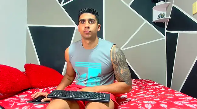 Snapshot of astrom_greyy chatting on 28, 2, 2025 astrom greyy online show from 28, 2, 2025