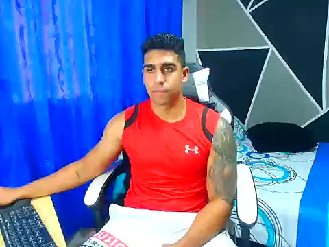 Snapshot of astrom_greyy chatting on 1, 10, 2025 astrom greyy online show from 1, 10, 2025