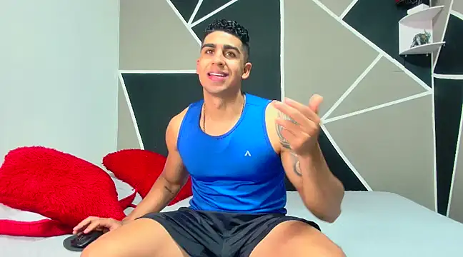 Snapshot of astrom_greyy chatting on 13, 2, 2025 astrom greyy online show from 13, 2, 2025