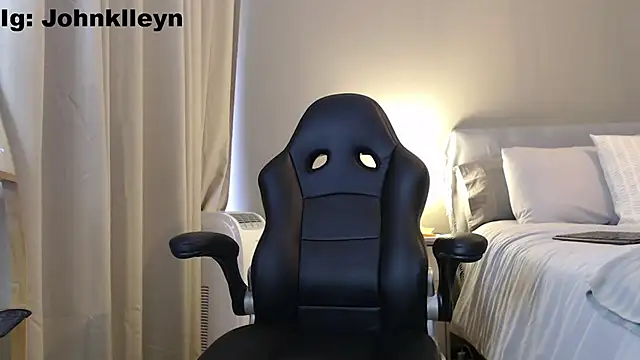 Snapshot of jonhklleyn chatting on 3, 7, 2026 jonhklleyn online show from 3, 7, 2026