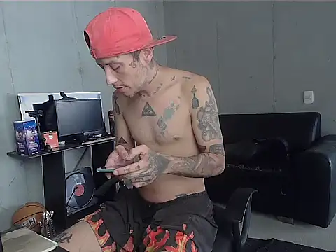 Snapshot of patrik_tattoo_ chatting on 10, 4, 2026 patrik tattoo online show from 10, 4, 2026