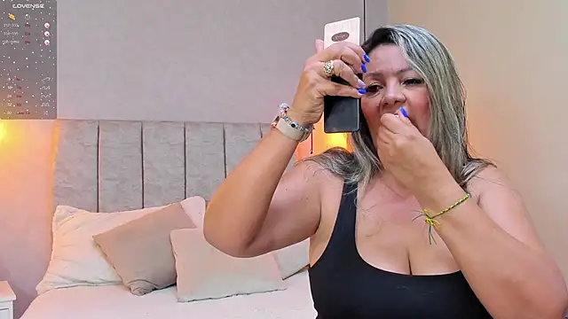 tutu milf online show from 12, 3, 2025