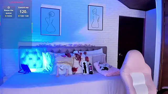 Kitty Pam online show from 18, 12, 2025