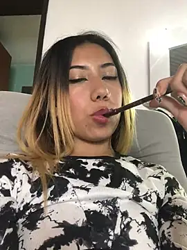 alessia clarkk online show from 5, 12, 2024