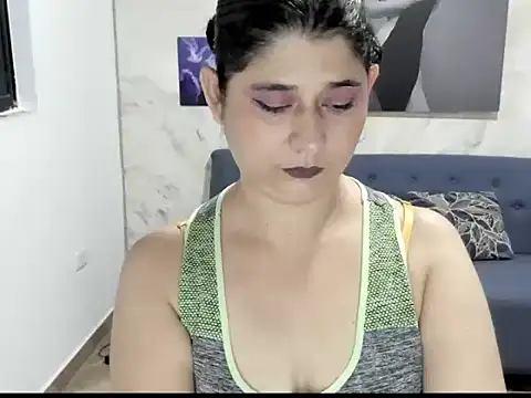alinabozz1 online show from 6, 6, 2026
