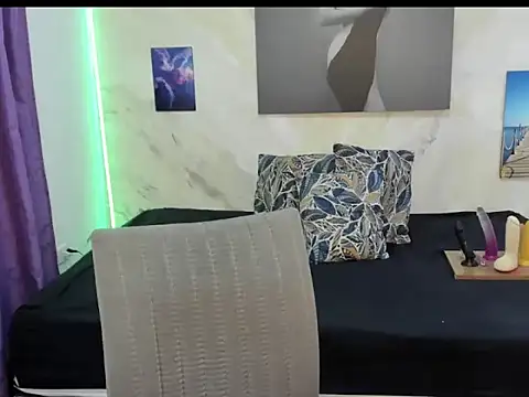 alinabozz1 online show from 17, 7, 2026