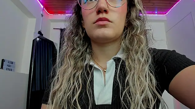 Keyth clement online show from 15, 4, 2026