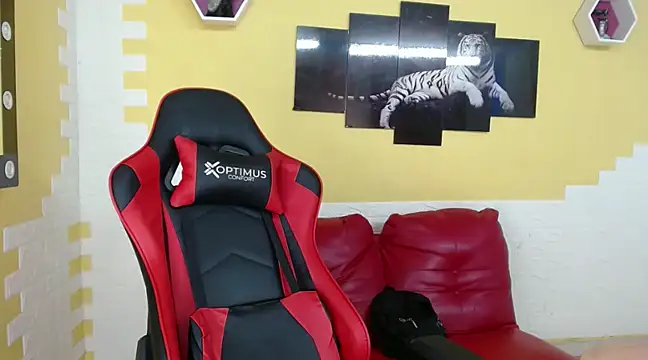 mau elixxx online show from 12, 1, 2025