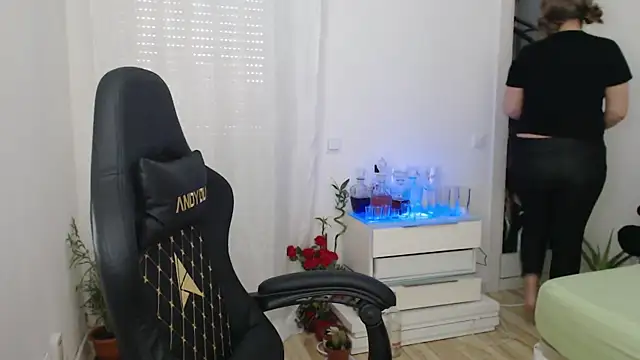 Snapshot of Genesisgems11_ chatting on 28, 2, 2025 Genesisgems11  online show from 28, 2, 2025